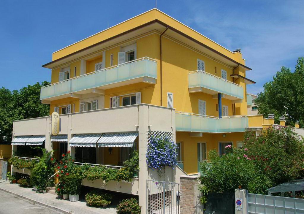 Hotel Vienna Σενιγκάλια Εξωτερικό φωτογραφία